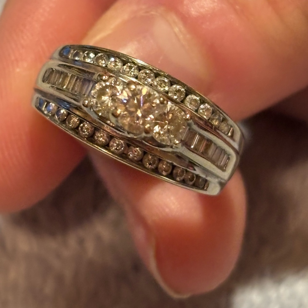 Kay Jewelers Silver Diamond Ring with Intricate Design